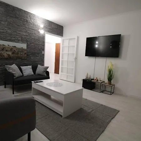 Bel Meuble 4 Pieces Lägenhet